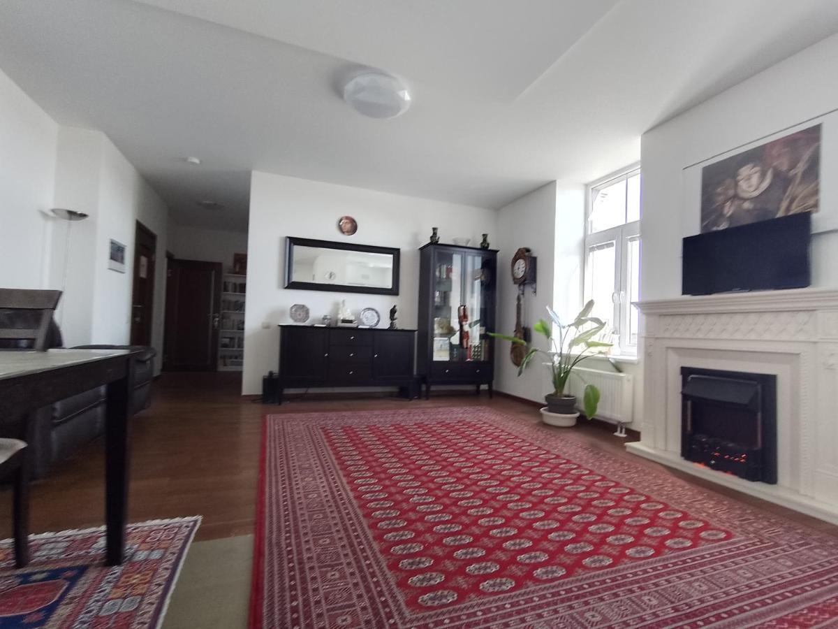 PREMIUM CLASS apartment, FREE parking, maximum 5 guests, 2 bedrooms, 3 beds Riga Buitenkant foto
