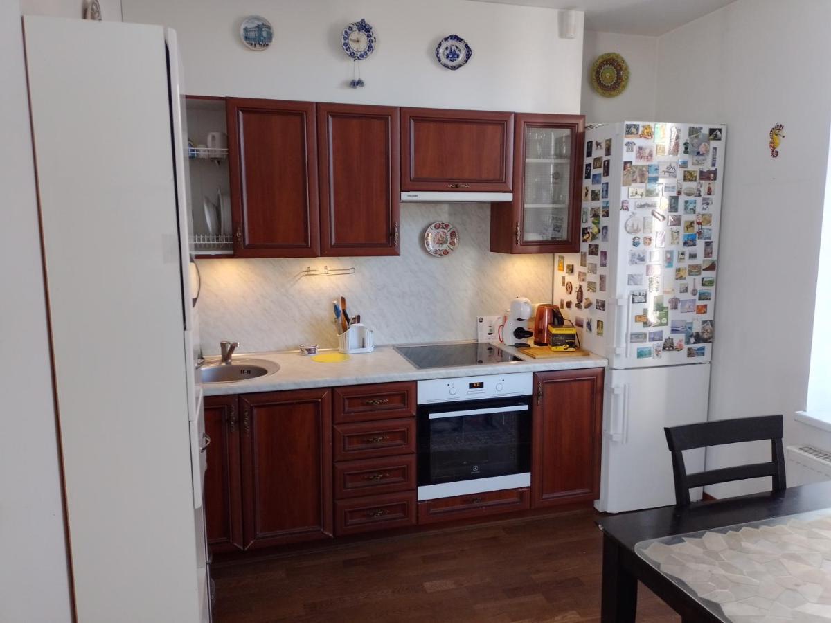 PREMIUM CLASS apartment, FREE parking, maximum 5 guests, 2 bedrooms, 3 beds Riga Buitenkant foto