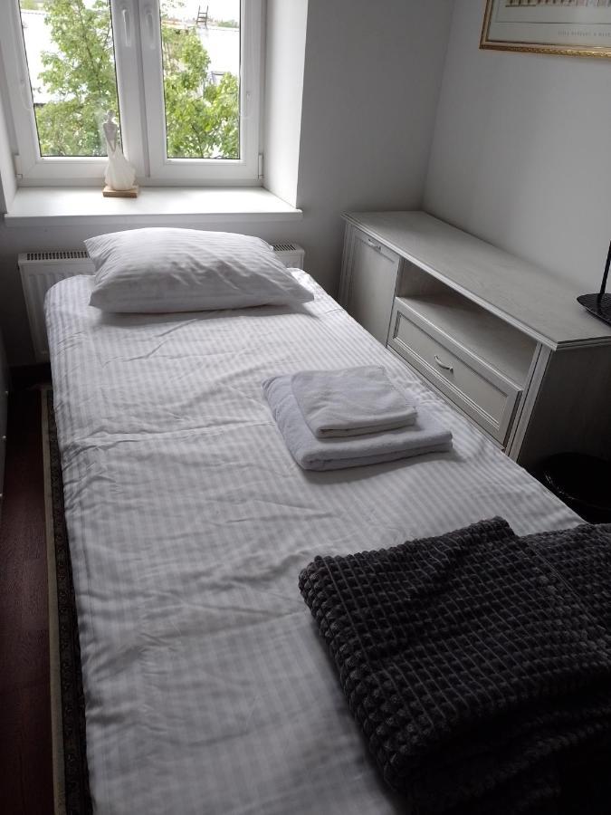 PREMIUM CLASS apartment, FREE parking, maximum 5 guests, 2 bedrooms, 3 beds Riga Buitenkant foto
