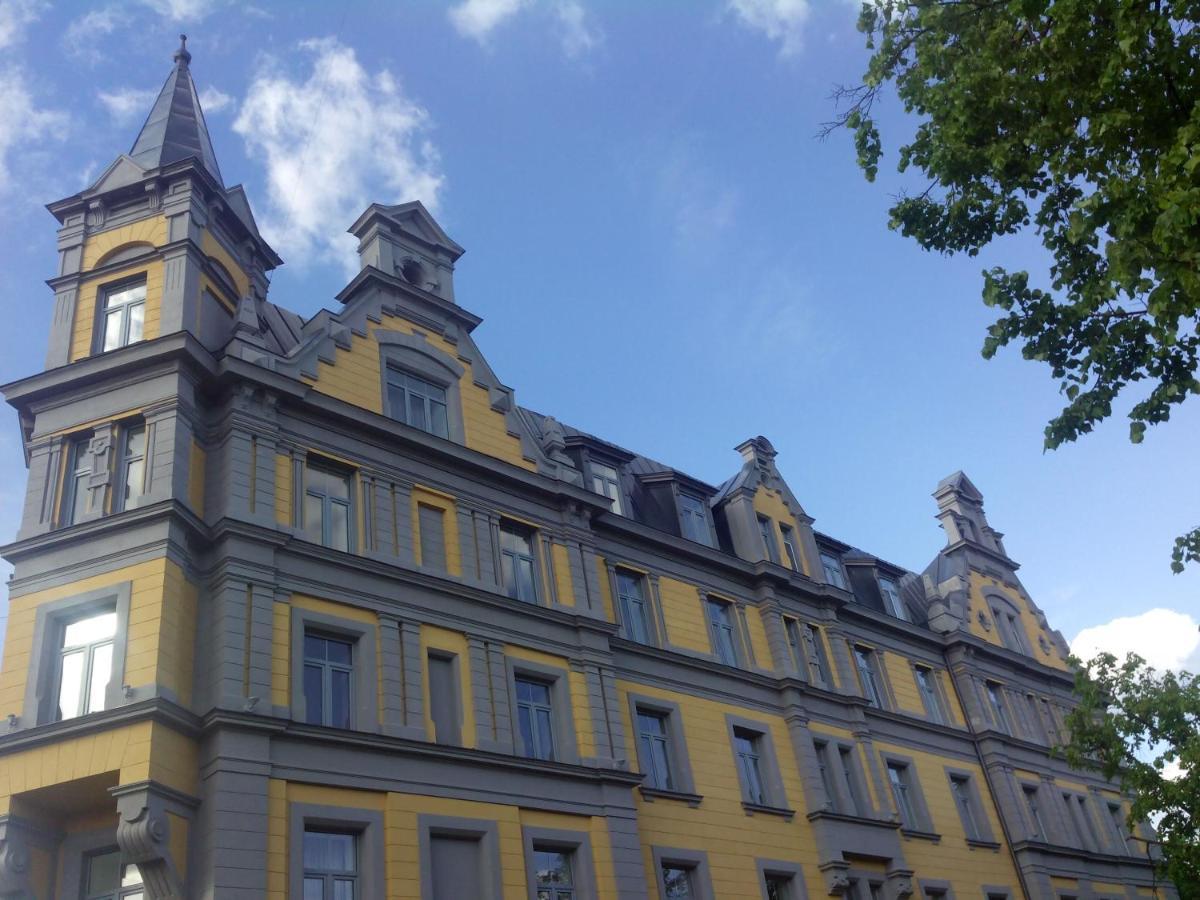 PREMIUM CLASS apartment, FREE parking, maximum 5 guests, 2 bedrooms, 3 beds Riga Buitenkant foto